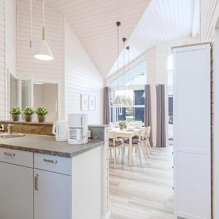Stunning Home In Krems Iiwarderbrueck With Sauna *