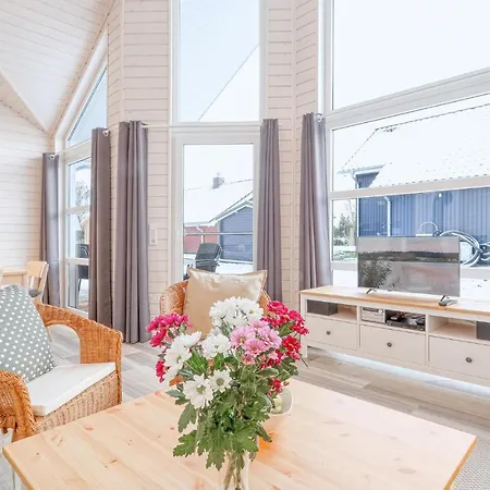 Stunning In Krems Iiwarderbrueck With Sauna * Gols
