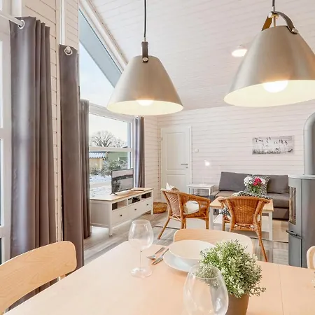 Beautiful In Krems Iiwarderbrueck * Gols