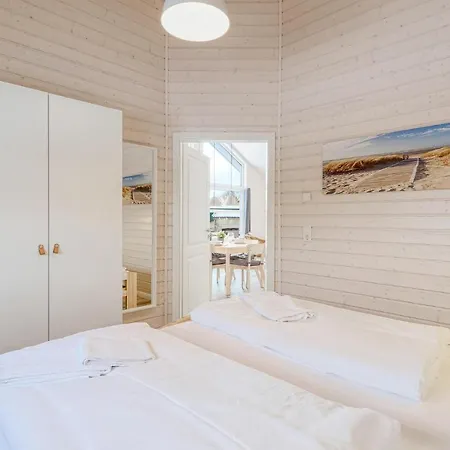 Stunning Home In Krems Iiwarderbrueck With Sauna