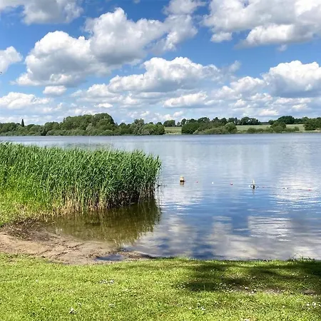 Beautiful In Krems Iiwarderbrueck בית נופש